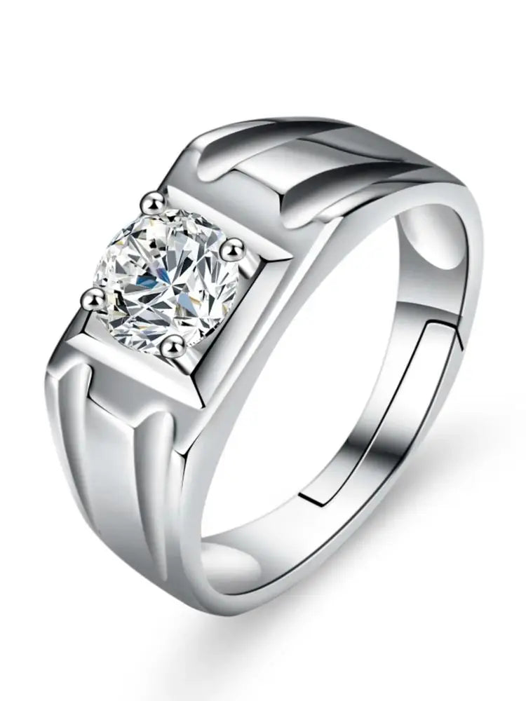 Moissanite ring Diamond romantic