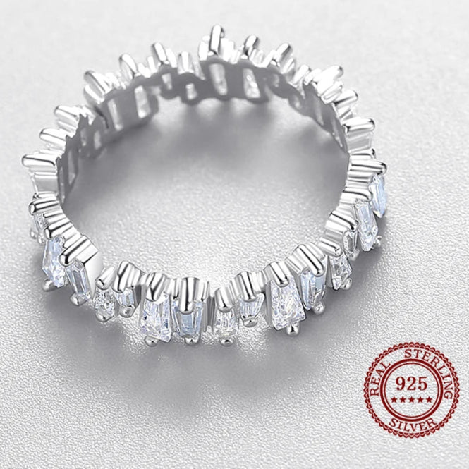 Classic Luxury  Zirconia Ring