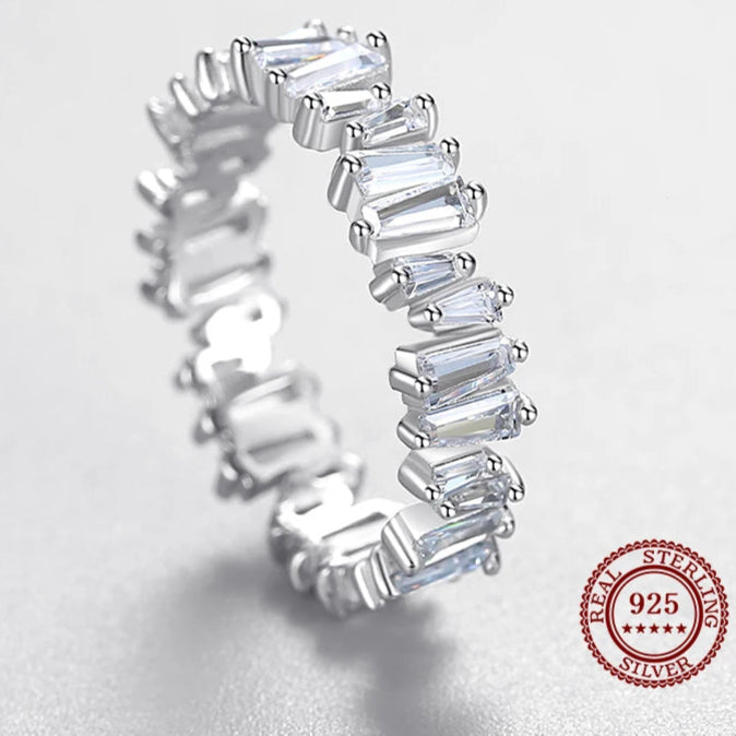 Classic Luxury  Zirconia Ring