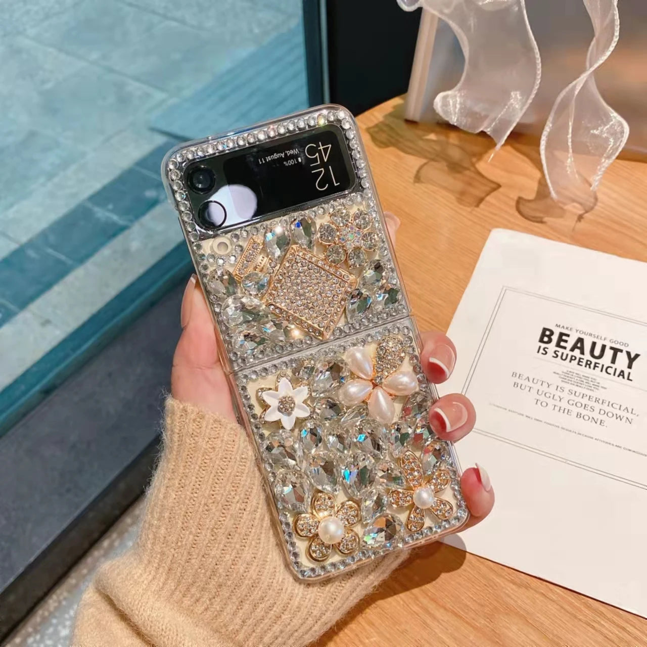 For Samsung Galaxy Z Flip 6 5 4 3 5G F7110 F7070 Rhinestones Crystal Pearl Gems Crown Flower Wrist Luxury Phone Case Cover