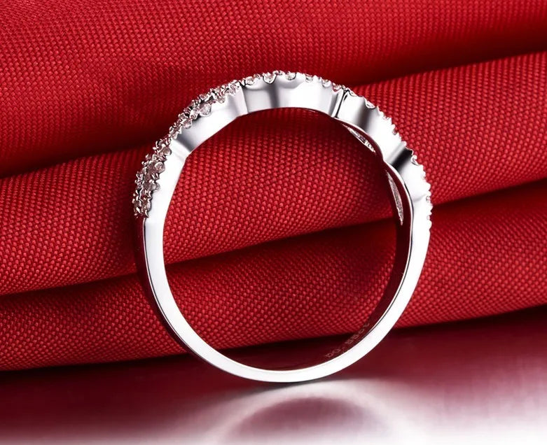 Elegant Diamond Ring