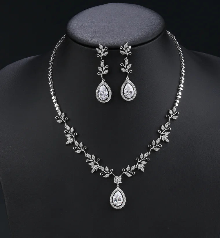 Luxury Pieces High Quality Zirconia Fashion Zirconia  Set Jewelry Zirconia