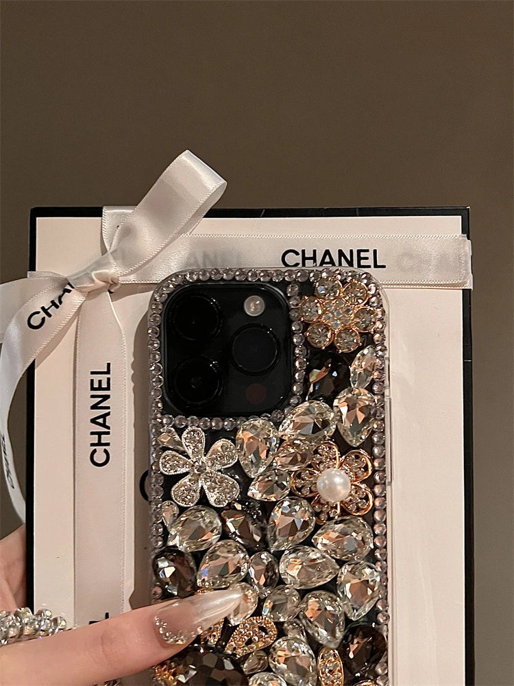 High Quality Luxurious Glitter Phone Case For iPhone 16 15 14 13 12 11 ProMax Diamond Bling For iPhone 16Pro hanging chain Cover