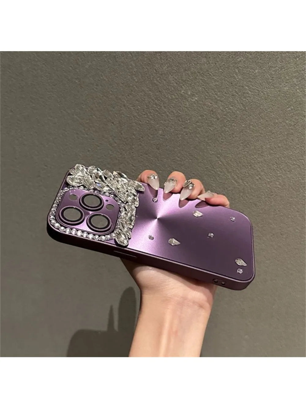 High Quality Luxurious Diamond Phone Case For iPhone 16 15 14 13 12 11 ProMax Plus+ Cover For iPhone 16Pro Glitter Diamond Cover