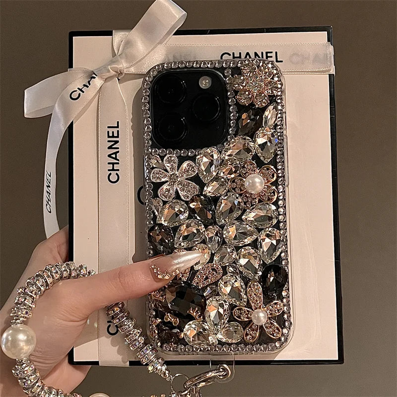 High Quality Luxurious Glitter Phone Case For iPhone 16 15 14 13 12 11 ProMax Diamond Bling For iPhone 16Pro hanging chain Cover