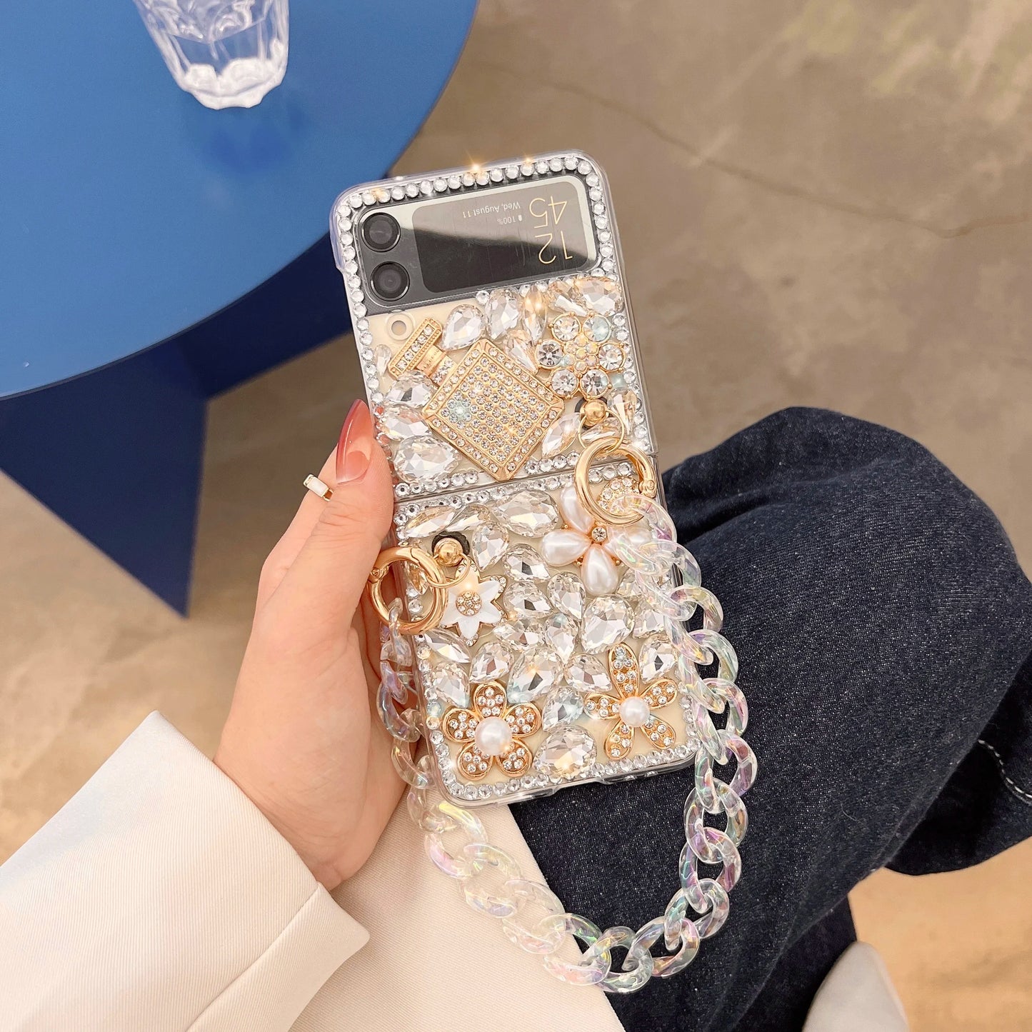 For Samsung Galaxy Z Flip 6 5 4 3 5G F7110 F7070 Rhinestones Crystal Pearl Gems Crown Flower Wrist Luxury Phone Case Cover