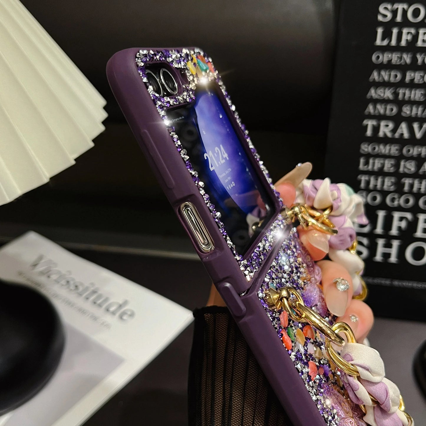 For Samsung Galaxy Z Flip 6 5 4 3 5G F7110 Unique Cute Diamond Elegant Bling Crystal Butterfly Silk Stone Wrist Phone Case Cover