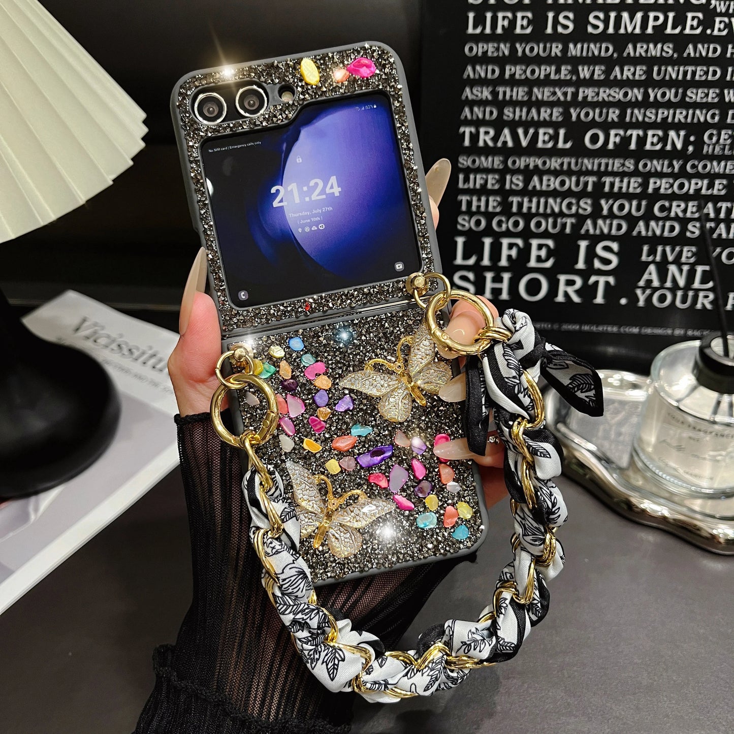 For Samsung Galaxy Z Flip 6 5 4 3 5G F7110 Unique Cute Diamond Elegant Bling Crystal Butterfly Silk Stone Wrist Phone Case Cover