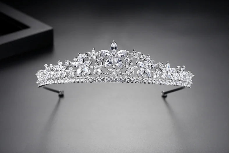 Fashion  Zirconia Beautiful Flower Bridal  Hair Accessories Crown