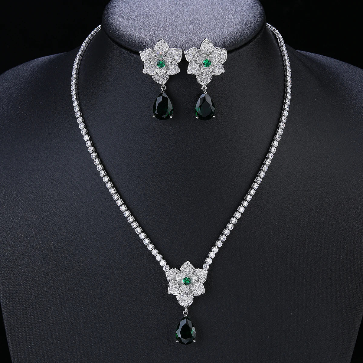 Luxury Pieces High Quality Zirconia Fashion Zirconia  Set Jewelry Zirconia