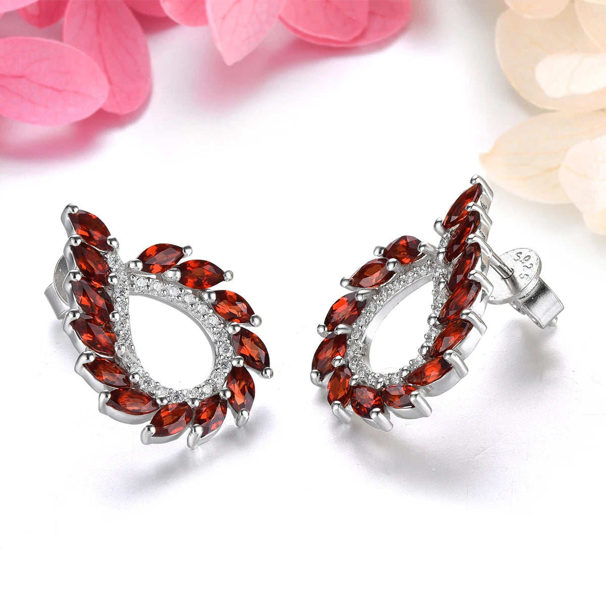 Natural Red Garnet Sterling Silver Stud Birthstone Women Classic Romantic Style Jewelrys