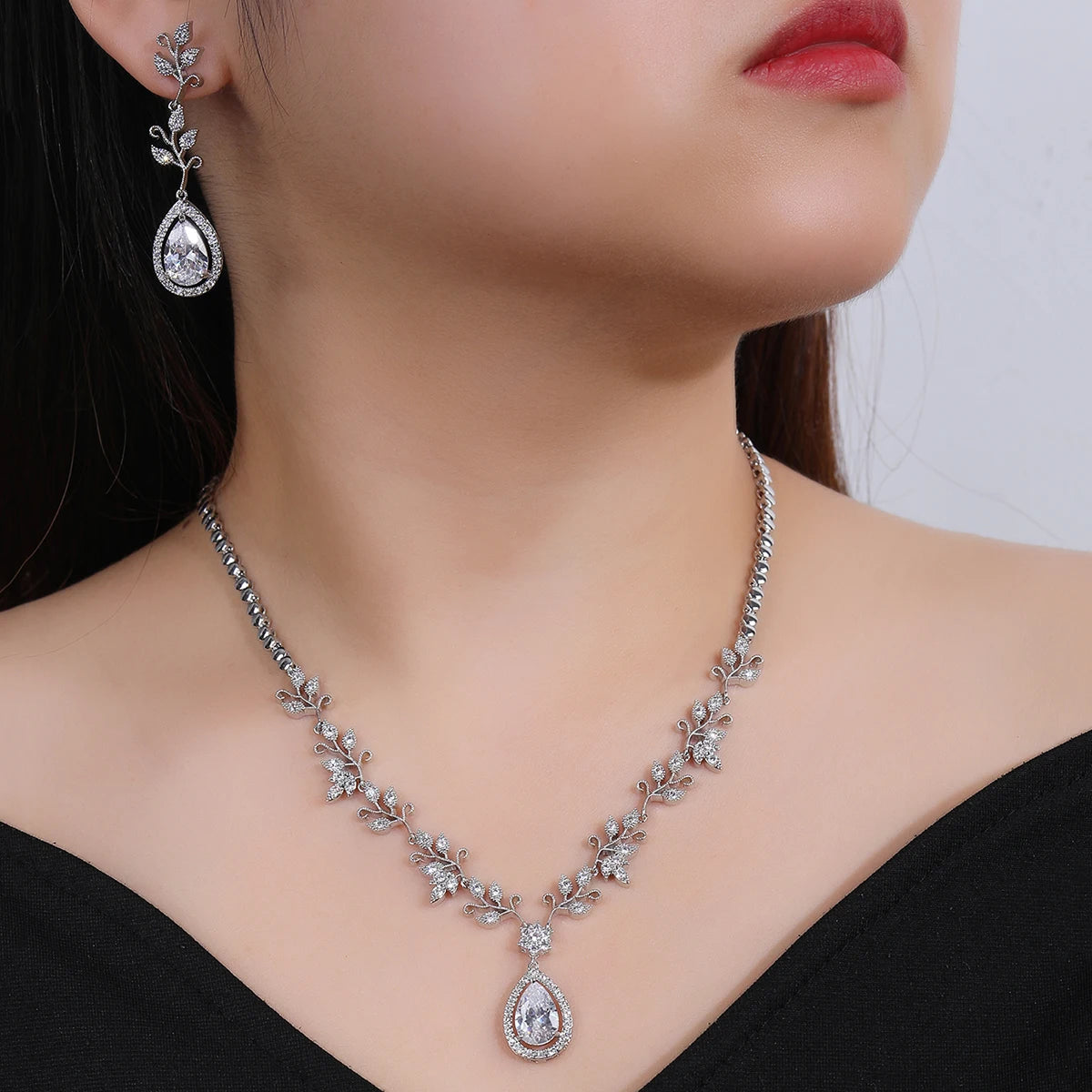 Luxury Pieces High Quality Zirconia Fashion Zirconia  Set Jewelry Zirconia