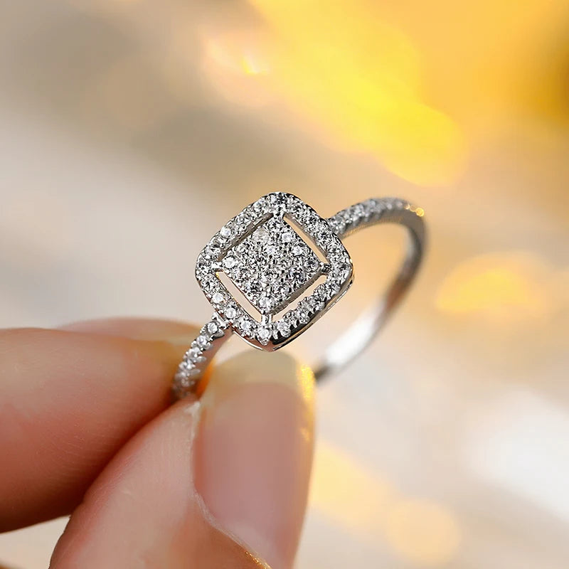 Classic and Versatile Authentic S925 Silver Diamond Crushed Ice Small Cube Rock Candy Proposal Engagement Ring for Women