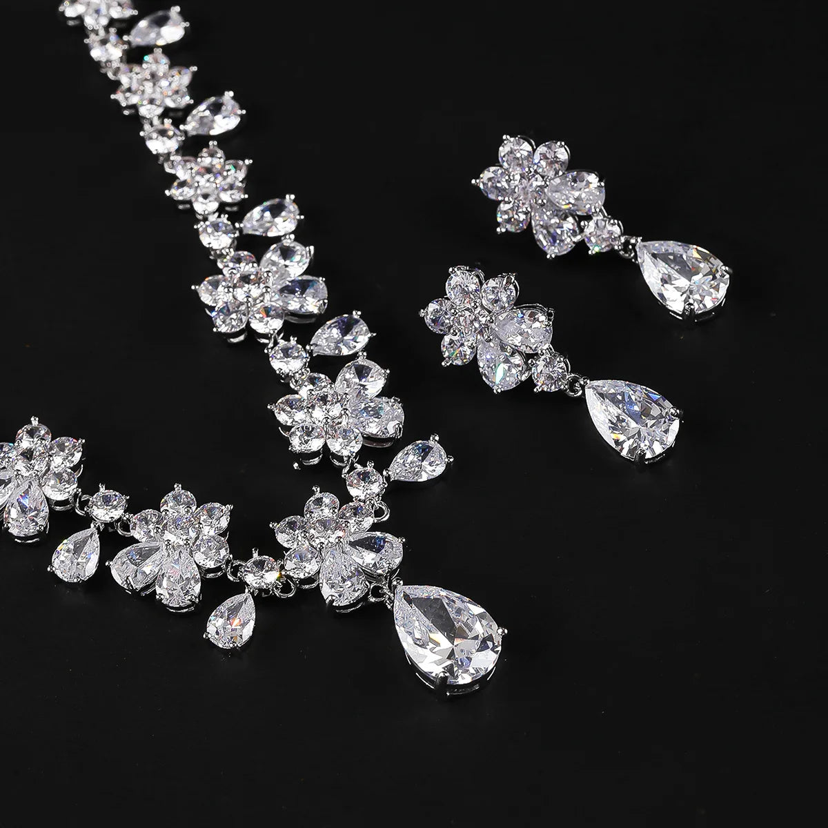 Fashion Bridal Jewelry Set Gorgeous Cubic Zirconia Ladies Party Wedding Flower Necklace Earrings Set  CN11092