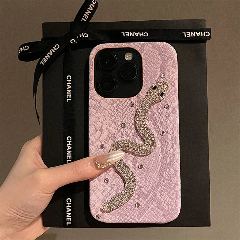 High Quality Luxurious Glitter Diamond Phone Case For iPhone15 14 13 12 11 16 Pro Max X Xs XR 7 8 Plus SE2 Bling Snakeskin Cover