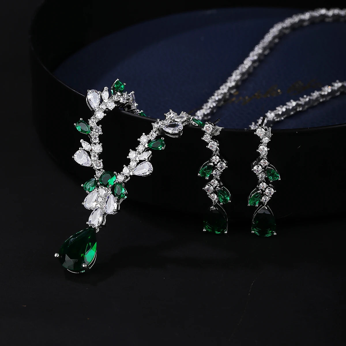 Luxury Pieces High Quality Zirconia Fashion Zirconia  Set Jewelry Zirconia