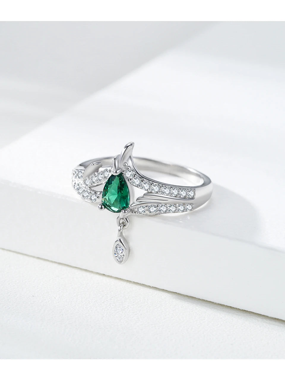 Luxurious Dark Green 925 Sterling Silver