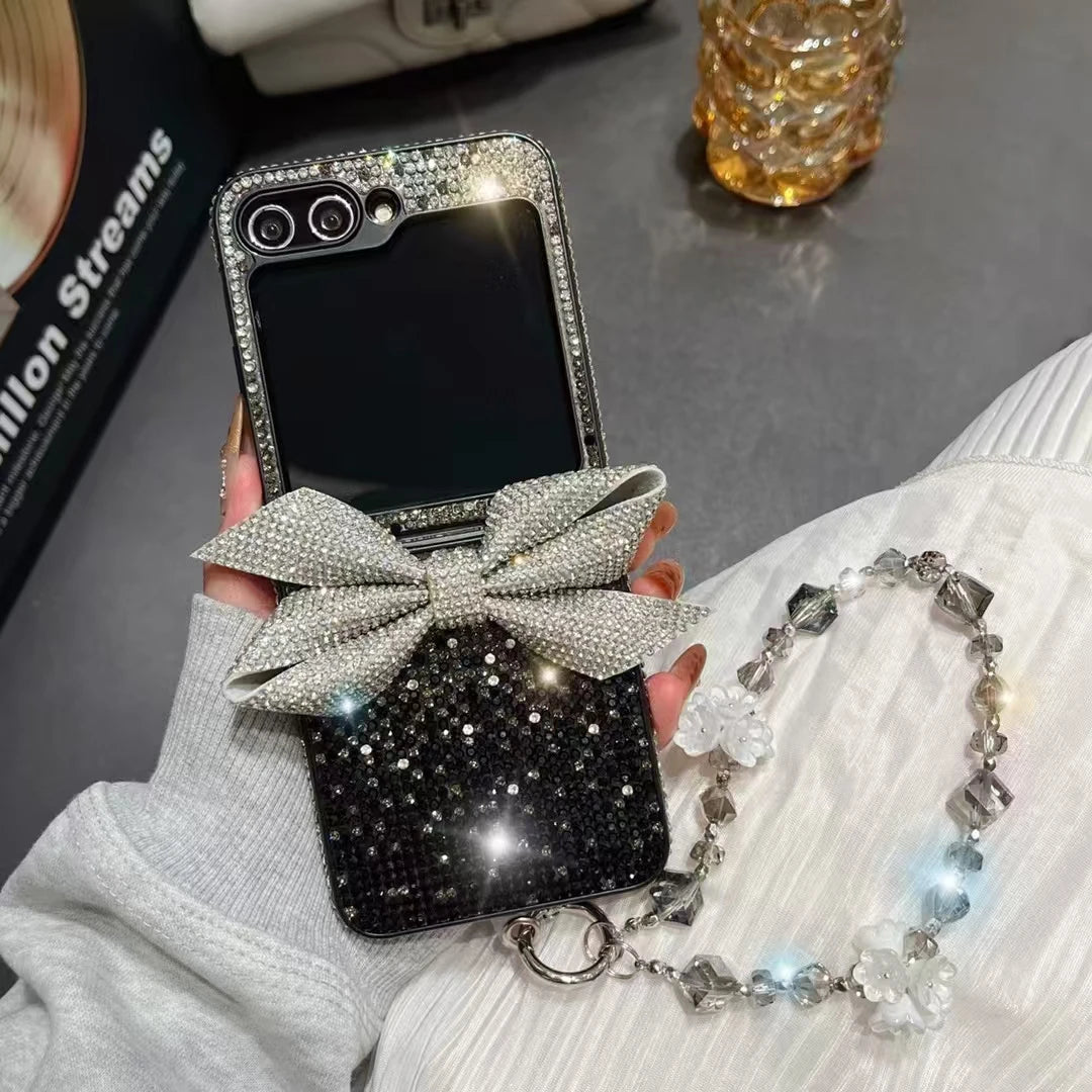 Luxury Change Color Diamond Bling Phone Case With Bow Flower Pearl Strap For Samsung Galaxy Z Flip 3 4 5 6 F7220 Creative Wrist