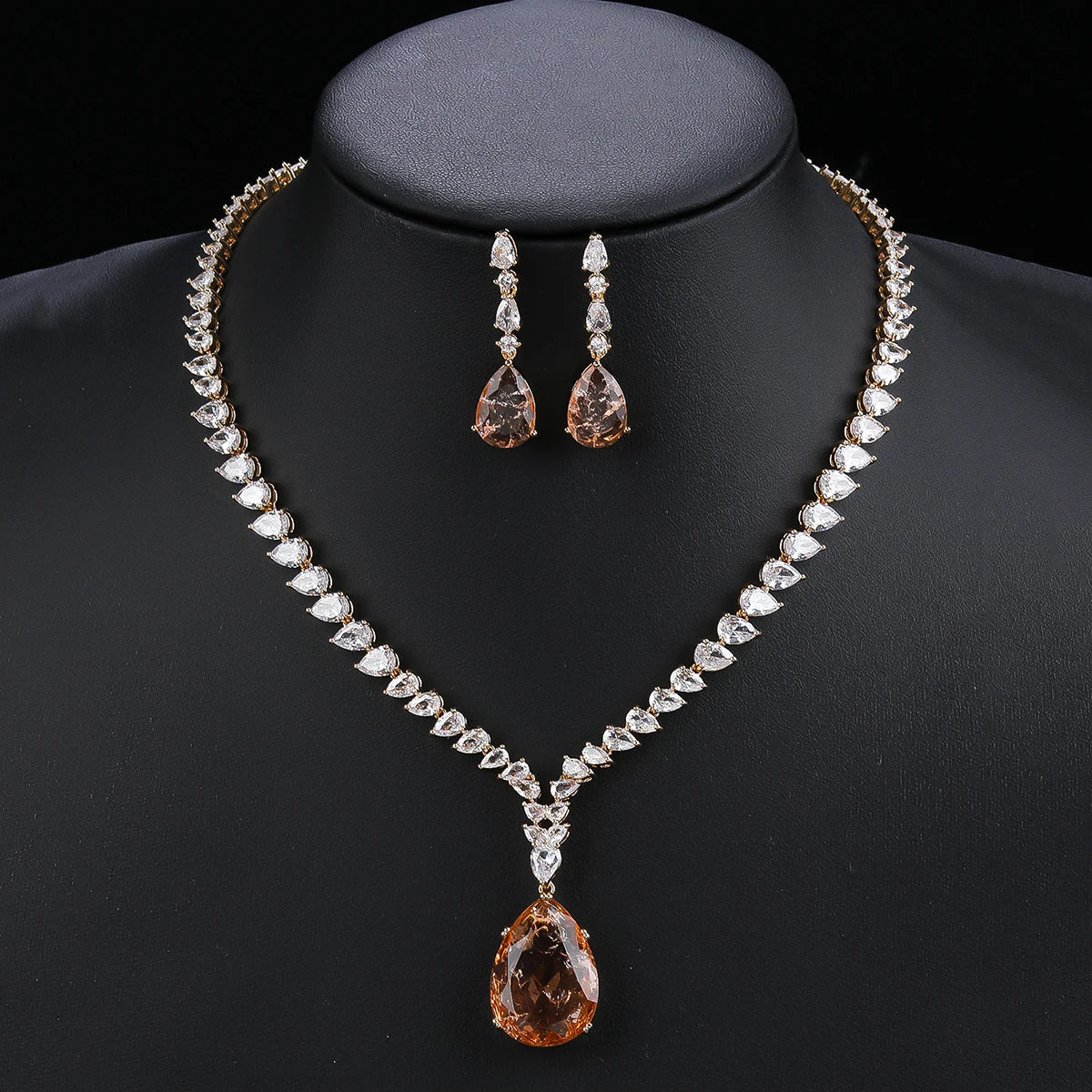 Luxury Pieces High Quality Zirconia Fashion Zirconia  Set Jewelry Zirconia