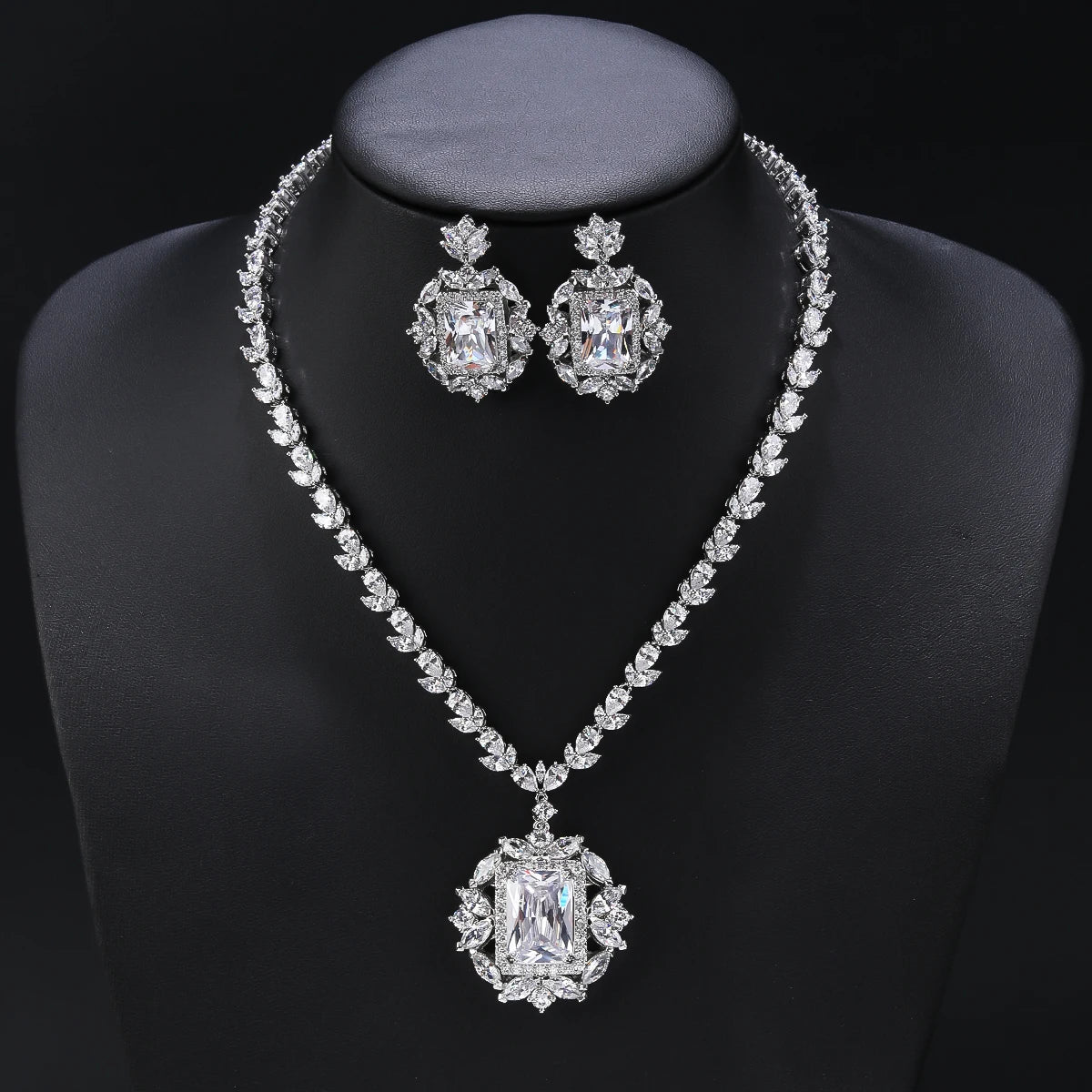 Luxury Pieces High Quality Zirconia Fashion Zirconia  Set Jewelry Zirconia