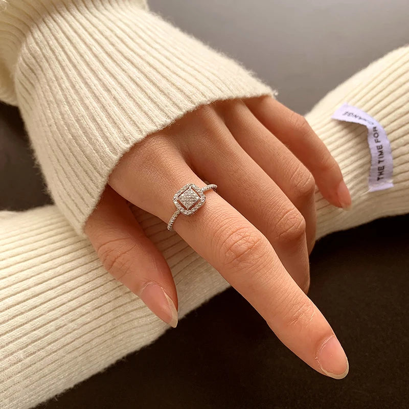 Classic and Versatile Authentic S925 Silver Diamond Crushed Ice Small Cube Rock Candy Proposal Engagement Ring for Women