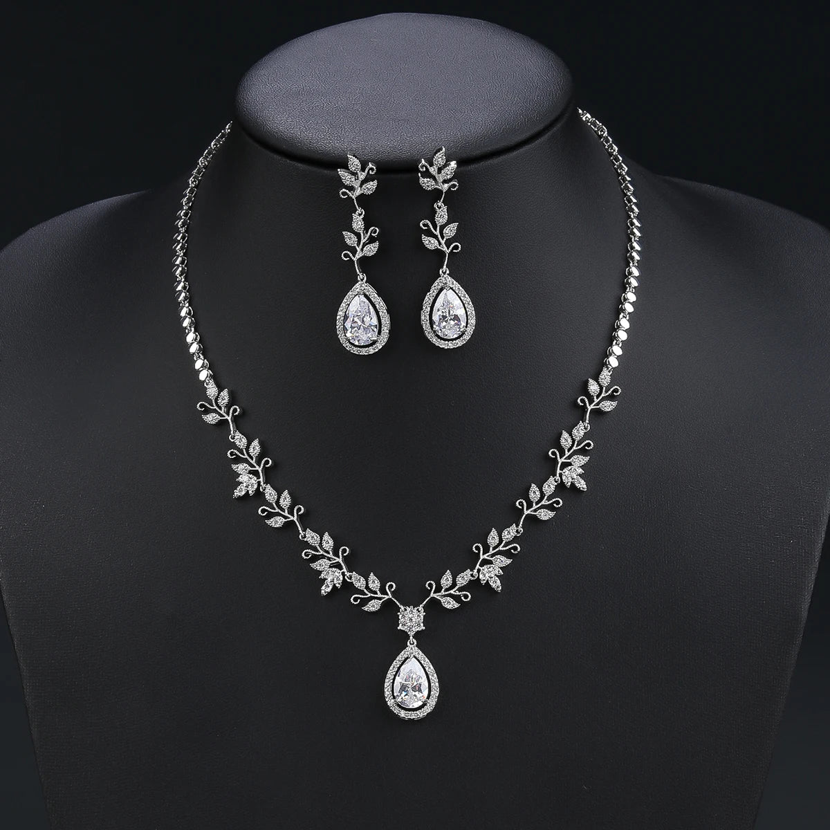 Luxury Pieces High Quality Zirconia Fashion Zirconia  Set Jewelry Zirconia