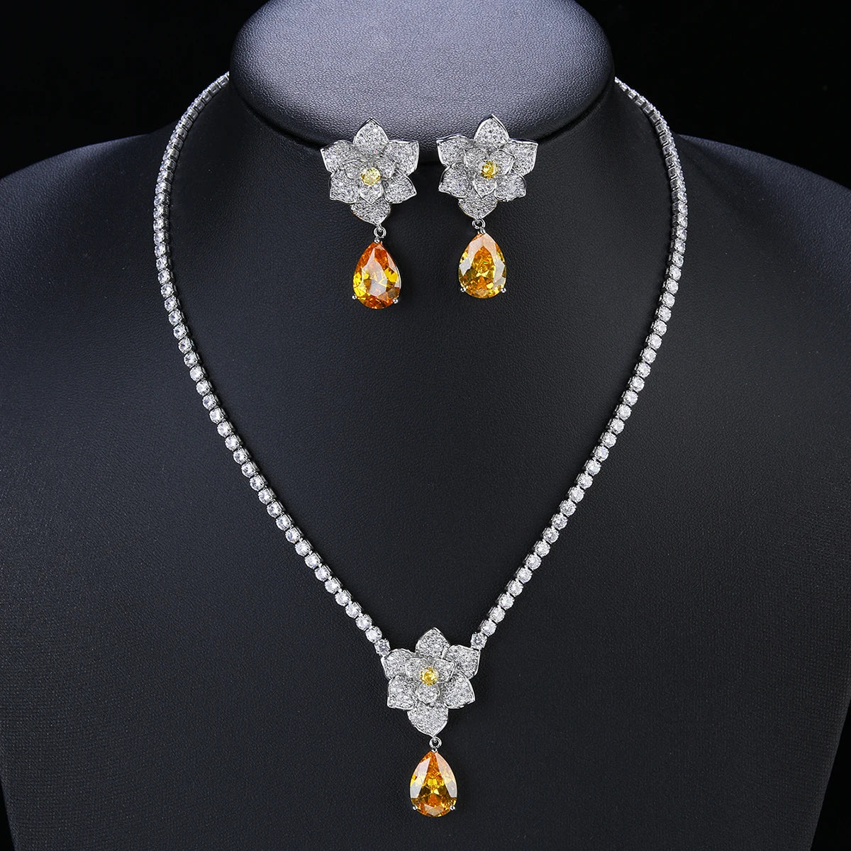 Luxury Pieces High Quality Zirconia Fashion Zirconia  Set Jewelry Zirconia