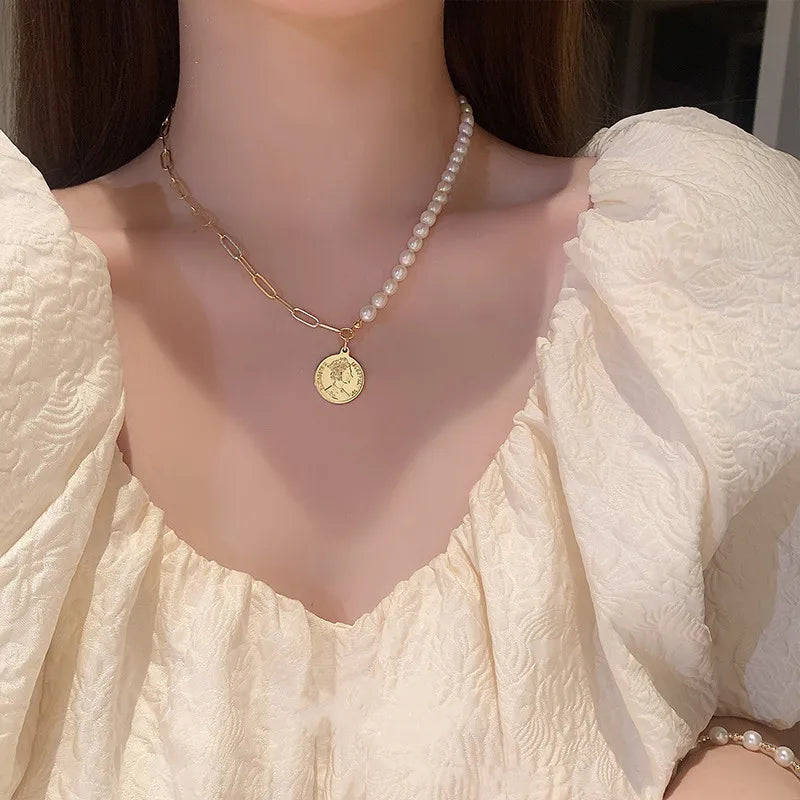 Queen's Head Coins Design Natural Freshwater Pearl 14K Gold Filled Female Pendant Necklace Jewelry