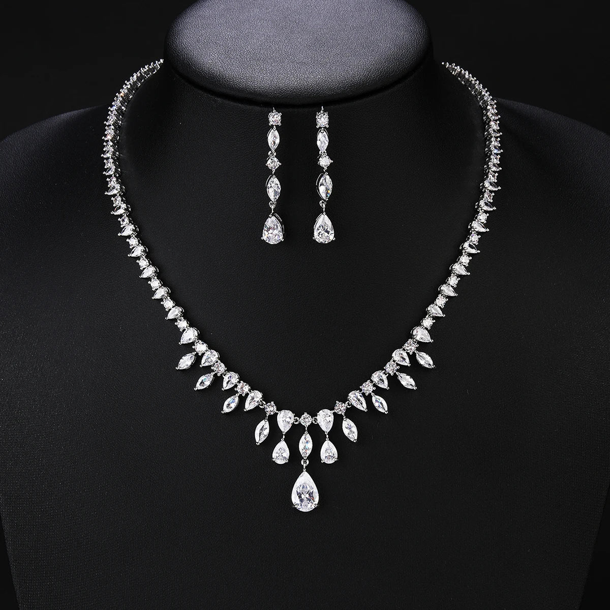 Fashion Simple  Zirconia Jewelry Set