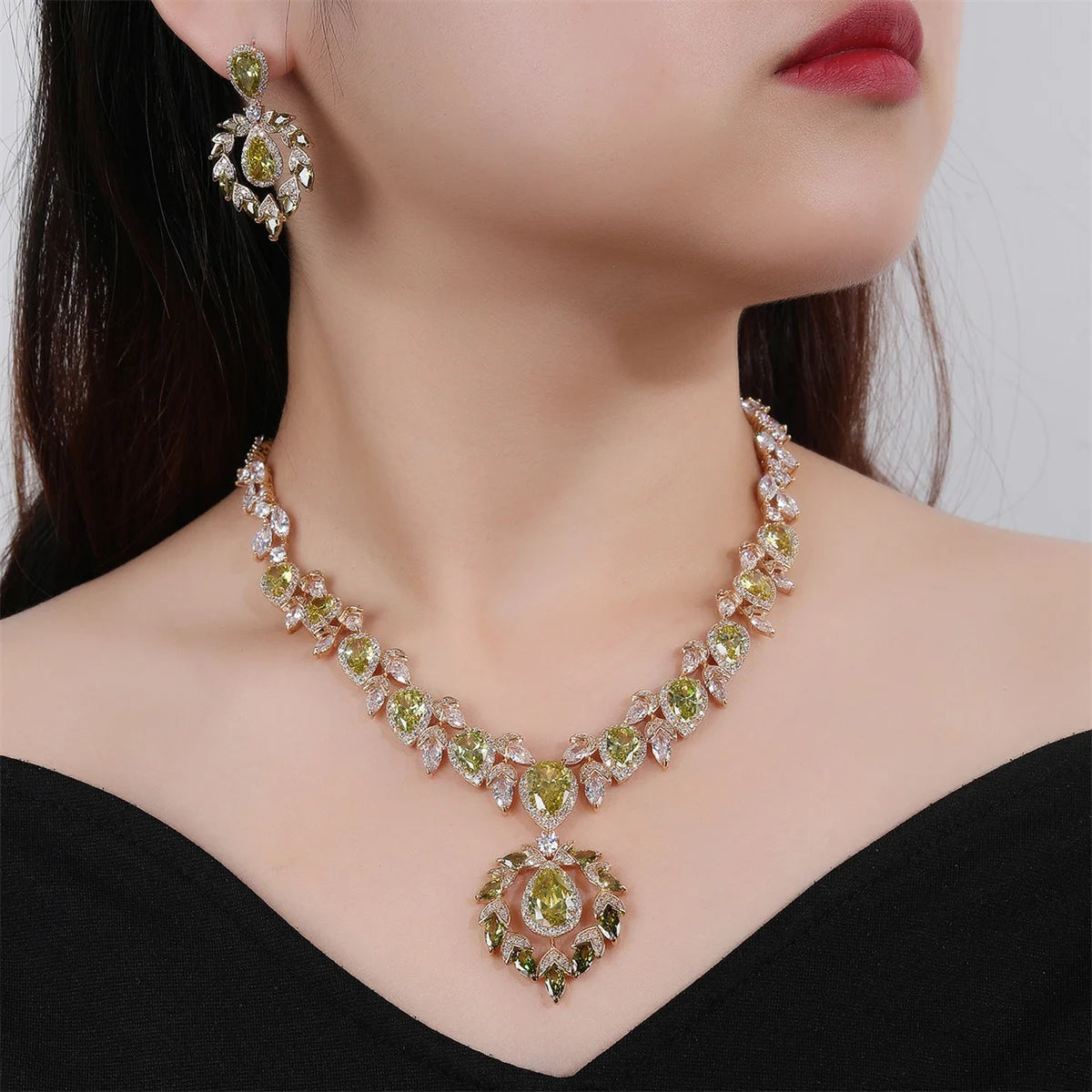 Luxury Pieces High Quality Zirconia Fashion Zirconia  Set Jewelry Zirconia