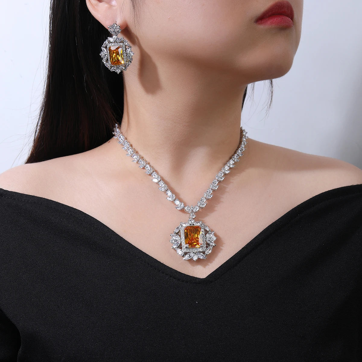 Luxury Pieces High Quality Zirconia Fashion Zirconia  Set Jewelry Zirconia