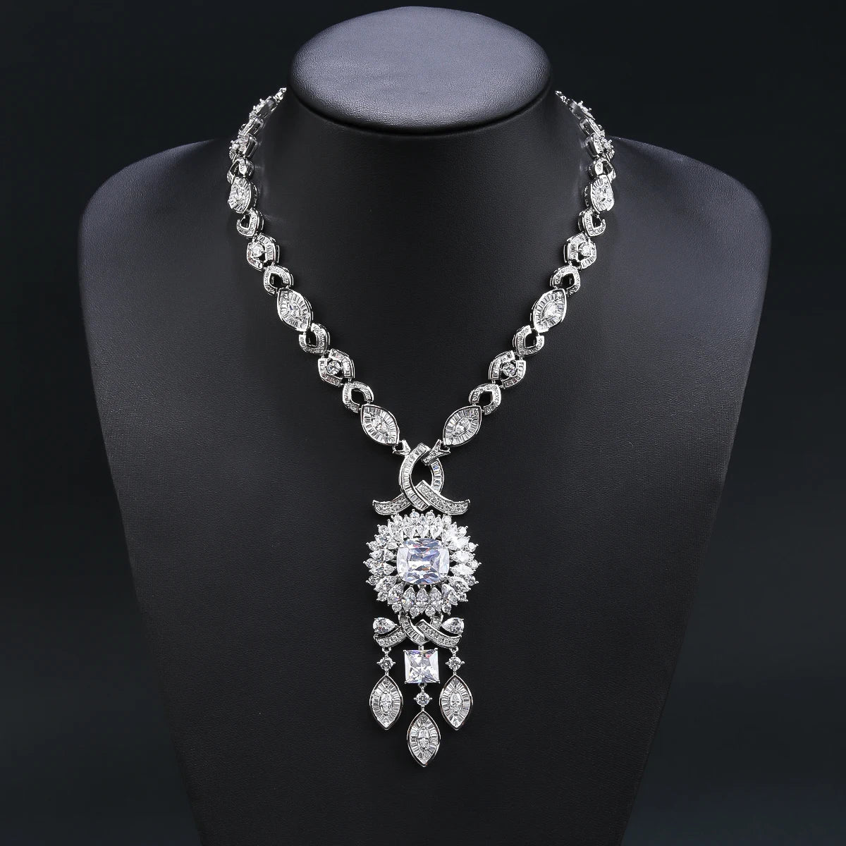 Luxury Pieces High Quality Zirconia Fashion Zirconia  Set Jewelry Zirconia