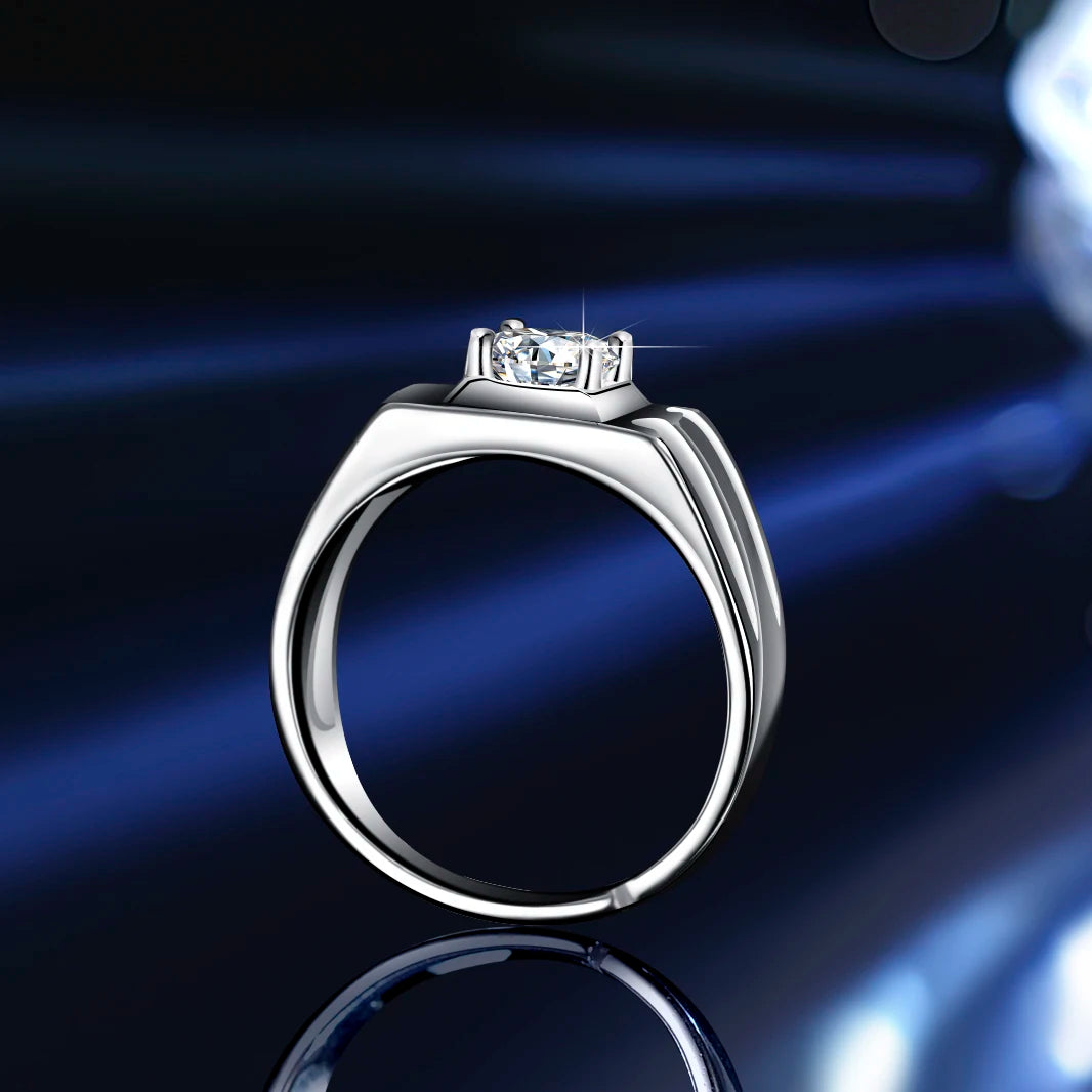 Moissanite ring Diamond romantic
