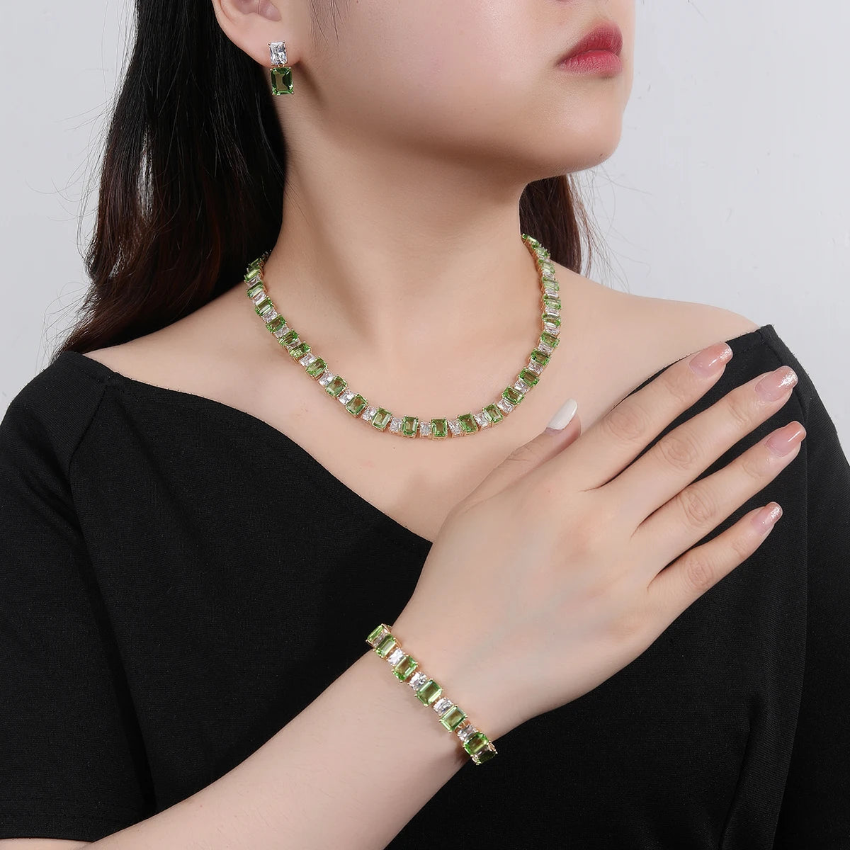 Luxury Pieces High Quality Zirconia Fashion Zirconia  Set Jewelry Zirconia