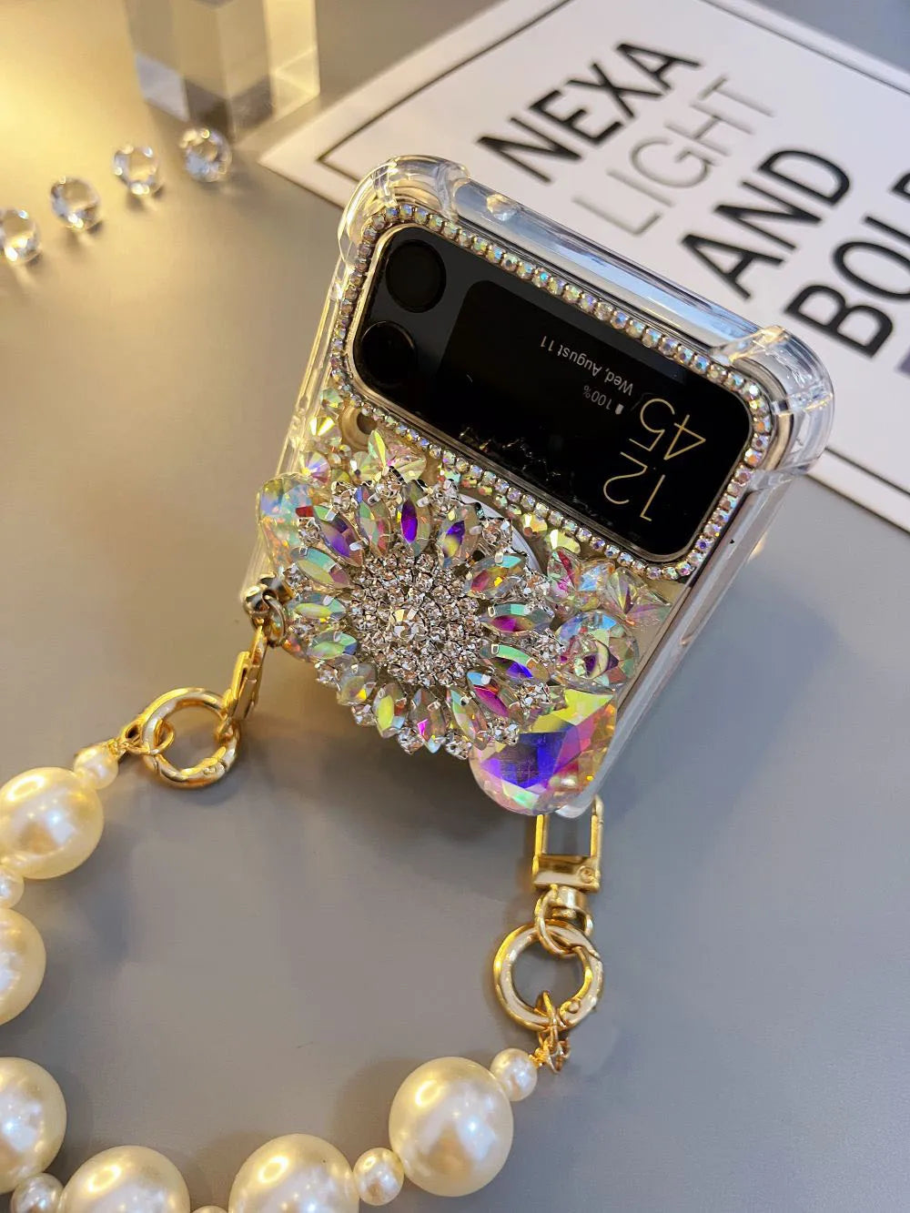 For Samsung Galaxy Z Flip 5 4 3 5G F7110 F7070 Luxury Crystal Stand Diamond Pearl Wrist Phone Case Cover