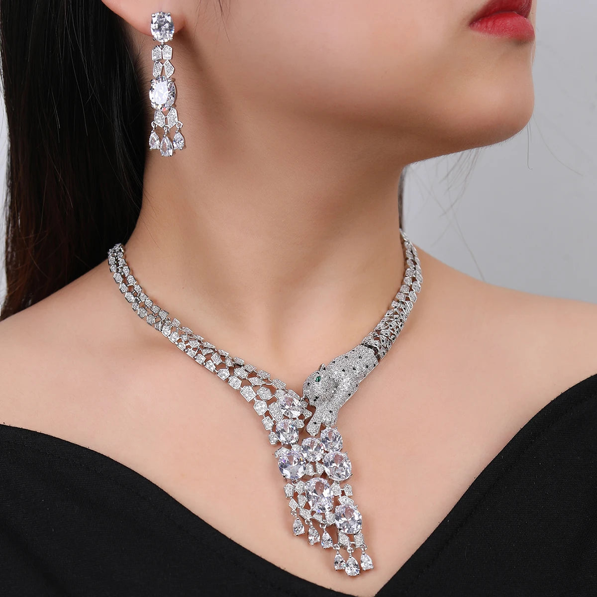 Luxury Pieces High Quality Zirconia Fashion Zirconia  Set Jewelry Zirconia