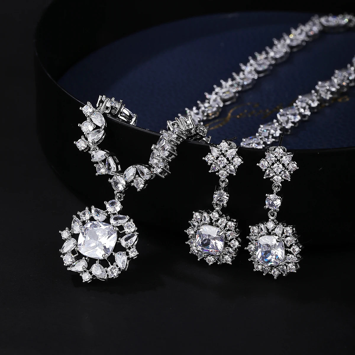 Luxury Pieces High Quality Zirconia Fashion Zirconia  Set Jewelry Zirconia