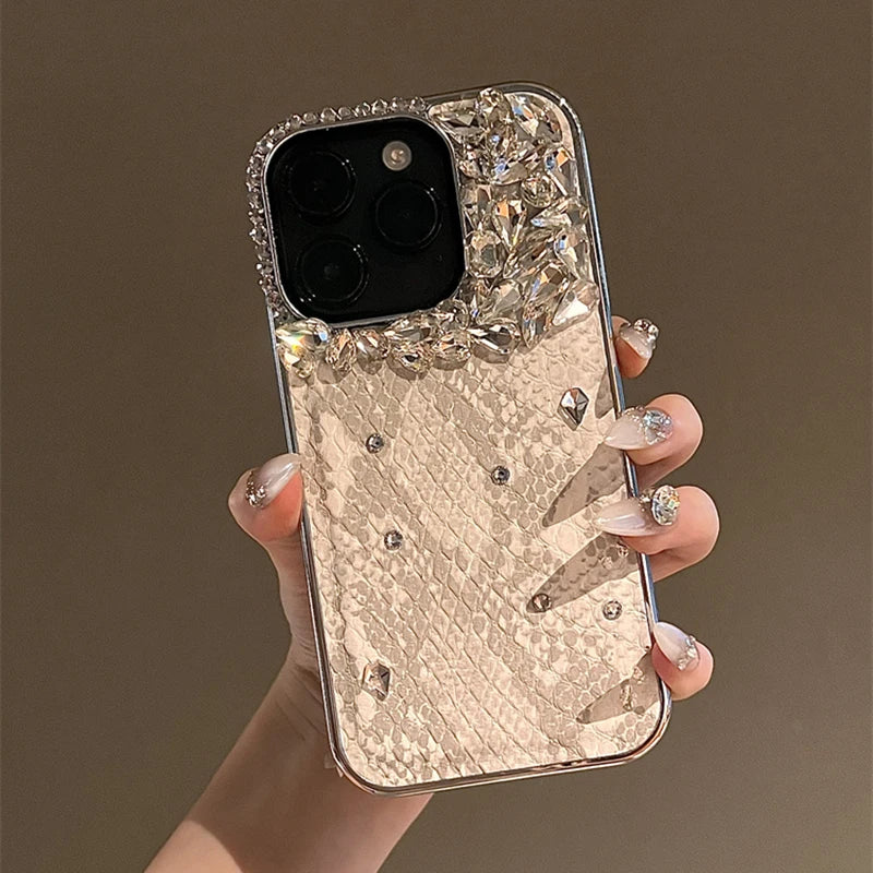 High Quality Luxurious Glitter Diamond Phone Case For iPhone 16 15 14 13 12 Pro Max Bling Rhinestones Snakeskin Plating Cover